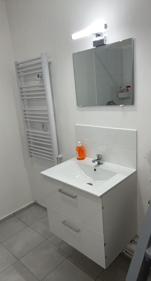 Appartement Moderne Refait A Neuf Proximite Centre Ville Et Plage Coudekerque-Branche Exterior foto