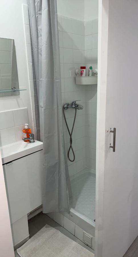 Appartement Moderne Refait A Neuf Proximite Centre Ville Et Plage Coudekerque-Branche Exterior foto